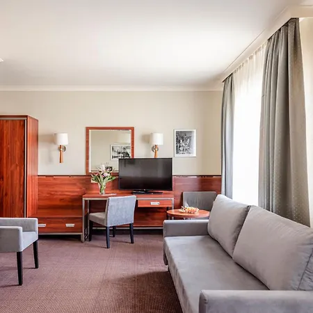 Panorama 3* Mszczonów